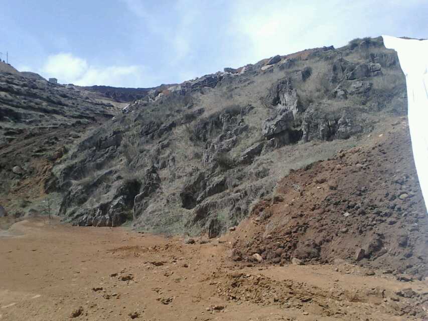 壩坡防浪護(hù)坡土工膜施工過程 土工膜價格貴嗎？
